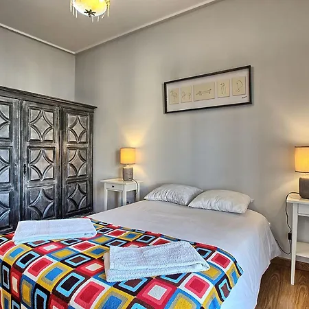 Wunderschoener Paco D'arcos By Interhome