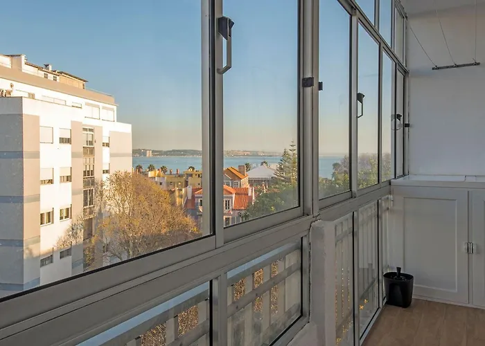 Wunderschoener Paco D'arcos By Interhome Lejlighed Paço de Arcos