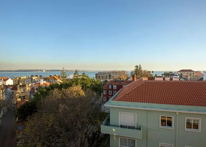 Wunderschoener Paco D'arcos By Interhome